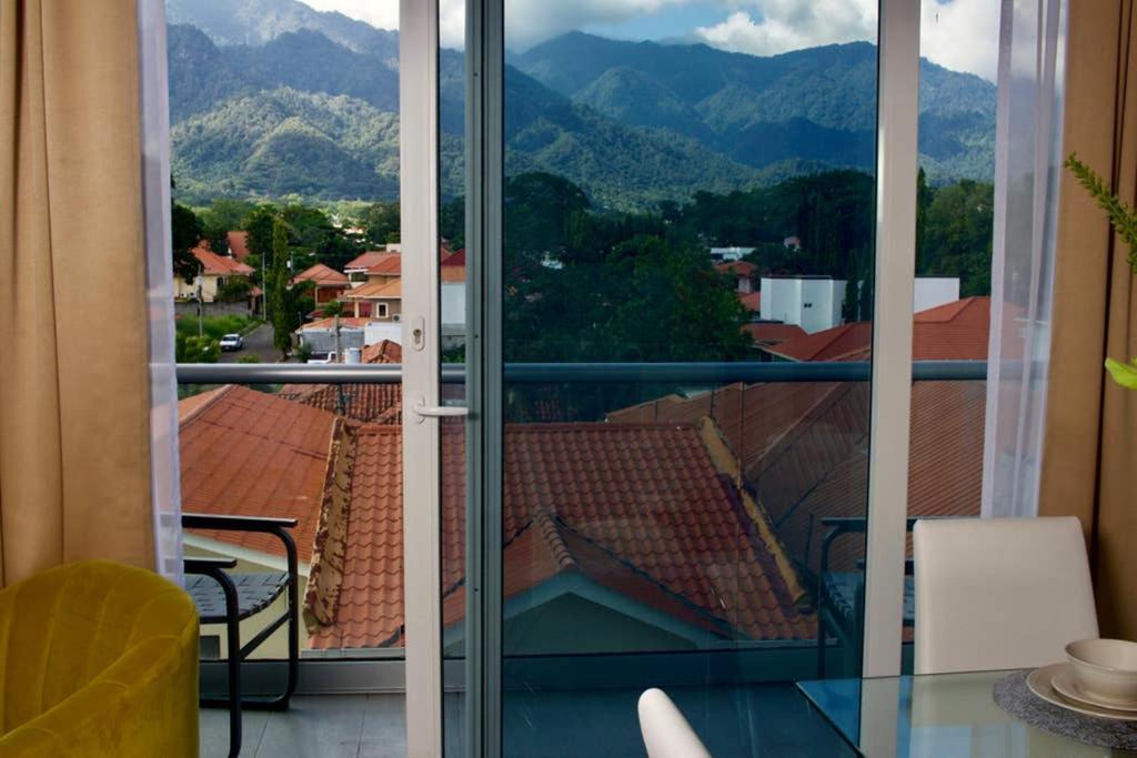 Lujoso Y Acogedor Condominio Ejecutivo/Familiar San Pedro Sula Exterior photo