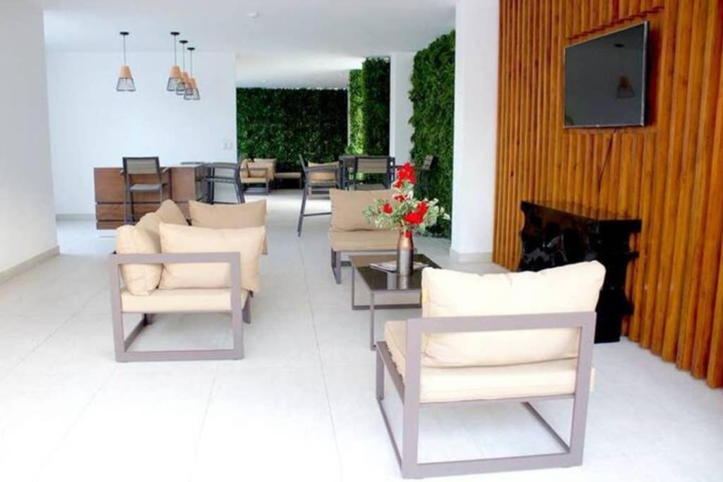 Lujoso Y Acogedor Condominio Ejecutivo/Familiar San Pedro Sula Exterior photo